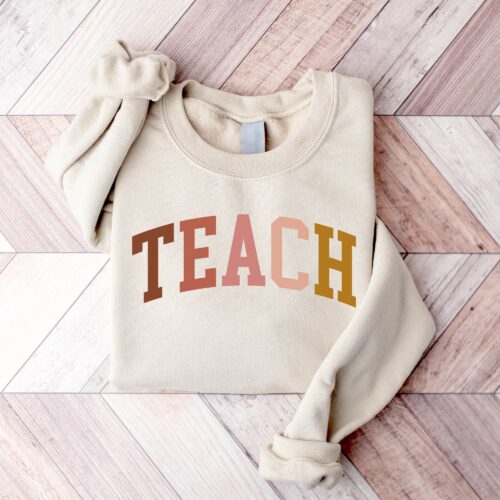 Teach Cute Elementary School Group Kindergarten Sweatshirt image 0