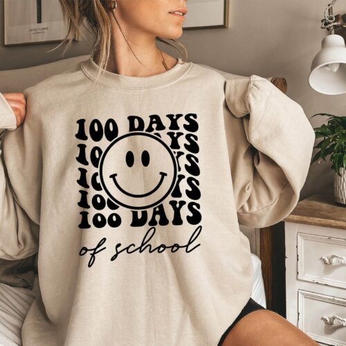 Funny 100 Days Teacher Smile Face School Celebration Student Sweatshirt image 0