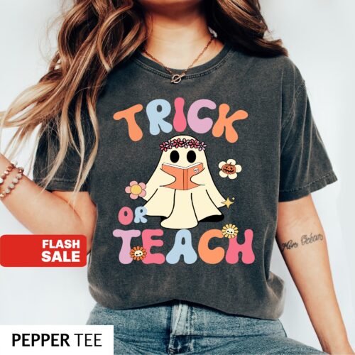 Vintage Teacher Halloween Trick Or Teach Fall Shirt image 0