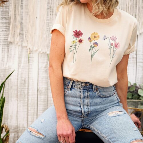 Vintage Wildflowers Garden Lover Pastel Floral Botanical Nature Shirt image 0