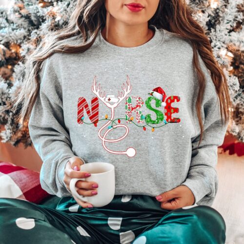 Christmas Nurse School Santa Spirit Woman Sweatshirt image 0