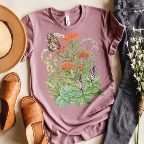 Vintage Monarch Butterfly Plant Milkweed Lover Floral Garden Mama Shirt image 0