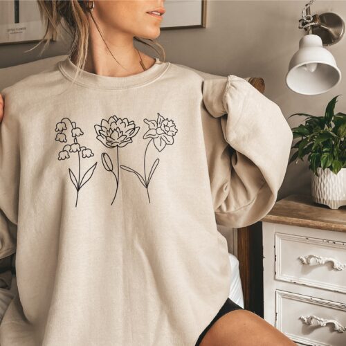 Custom Birth Month Flower Personalized Plant Mom Sweatshirt image 0