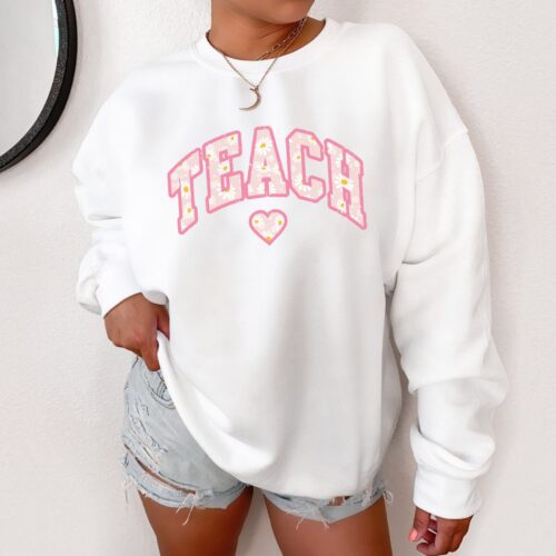 Teach Daisy Varsity Cute Heart Back To School Sweatshirt image 0