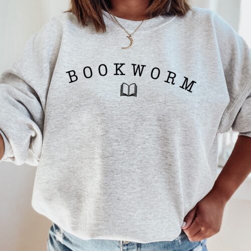 Bookworm Just One More Chapter Reading Lovers Librarian Teacher Sweatshirt image 0